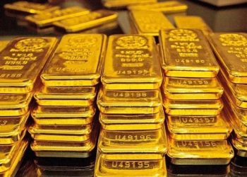 Vàng SJC tiếp tục rớt giá